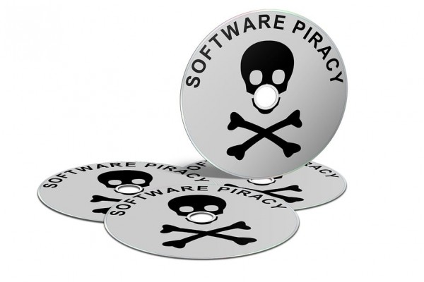 "Компьютерное пиратство"